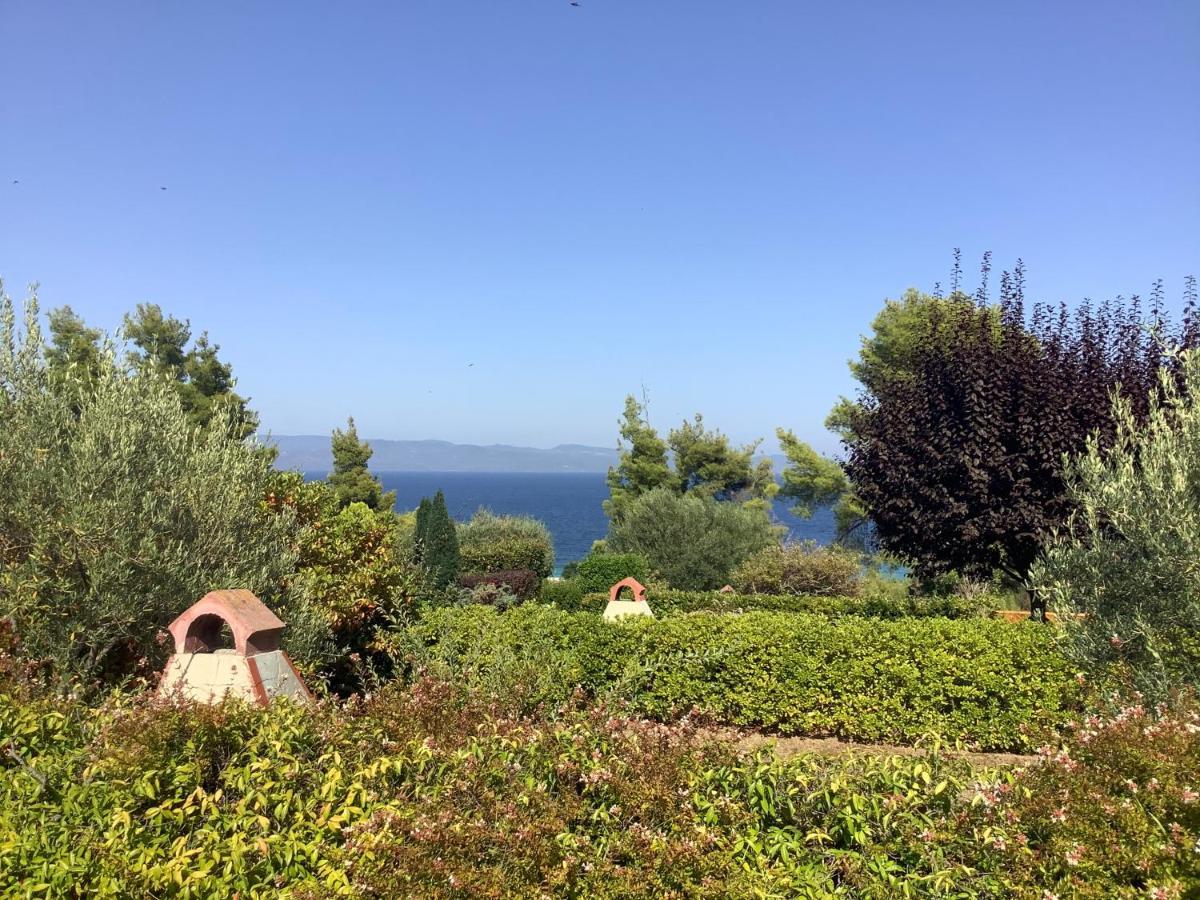 Amazing Villa With Views Sea In Paliouri Bagian luar foto