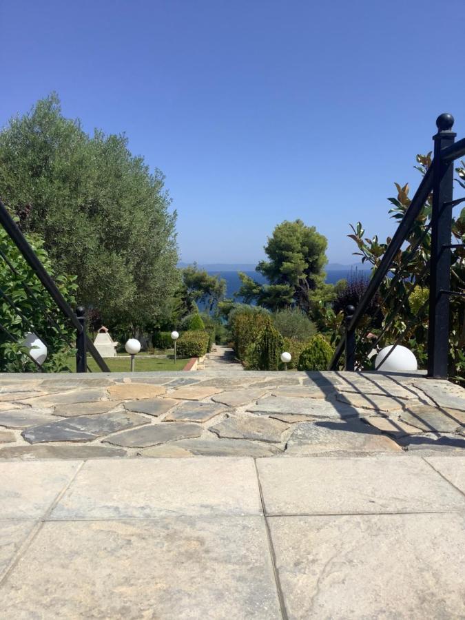 Amazing Villa With Views Sea In Paliouri Bagian luar foto