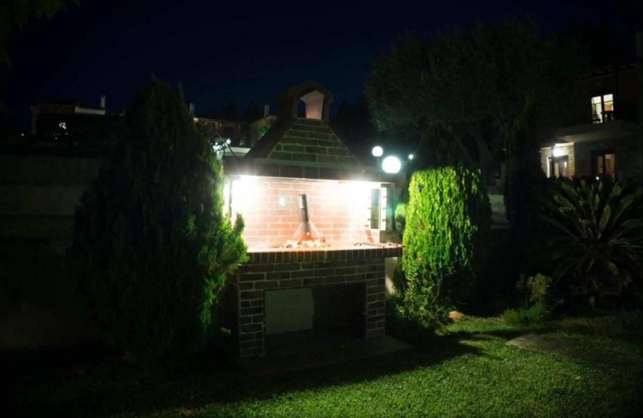 Amazing Villa With Views Sea In Paliouri Bagian luar foto